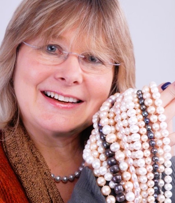 A Passion for Pearls by Frances Carlaw